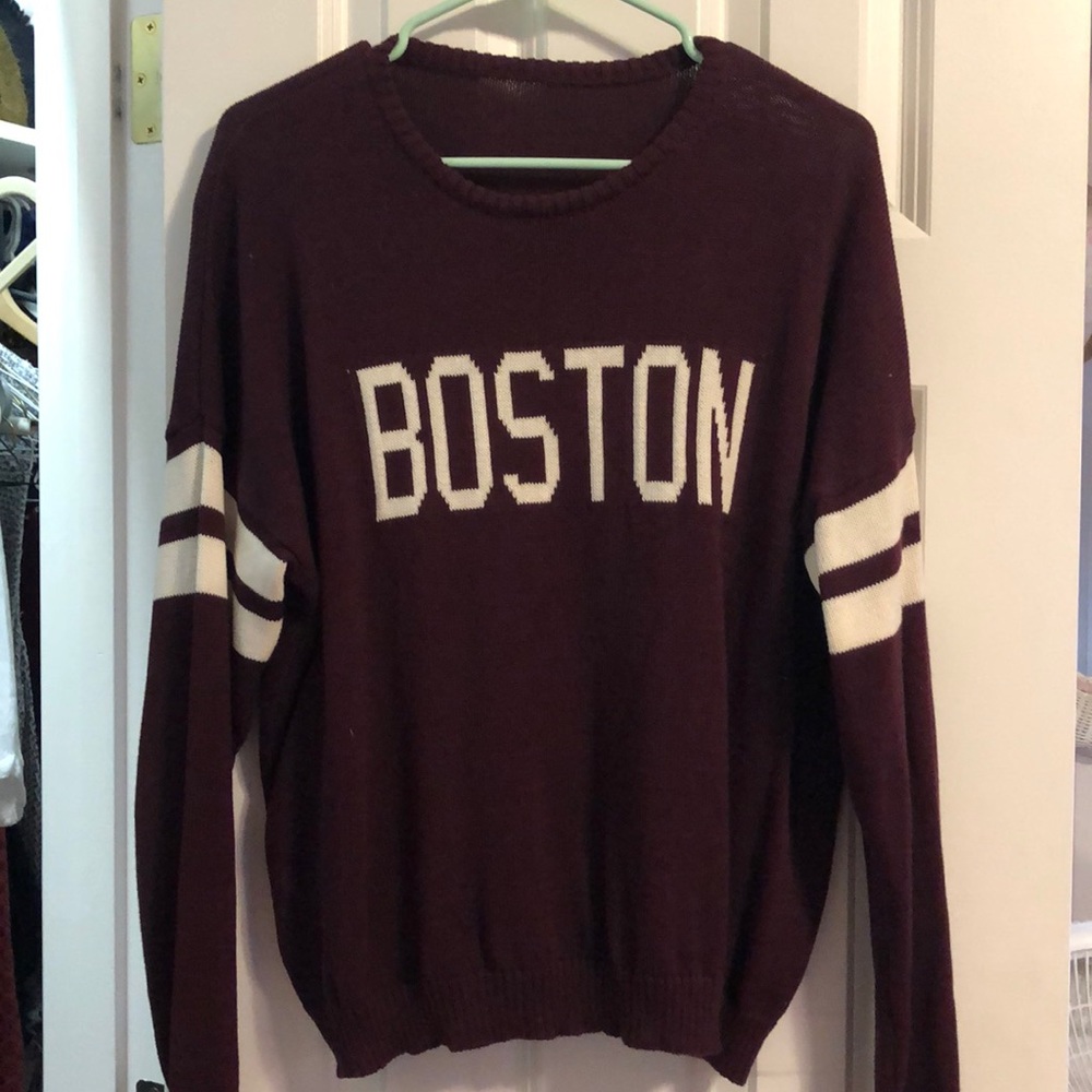 Brandy Melville Boston sweater
